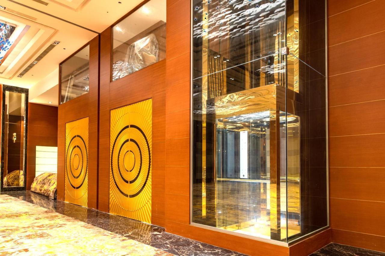 Kay-Em Spectra Hotel Chennai Exterior foto